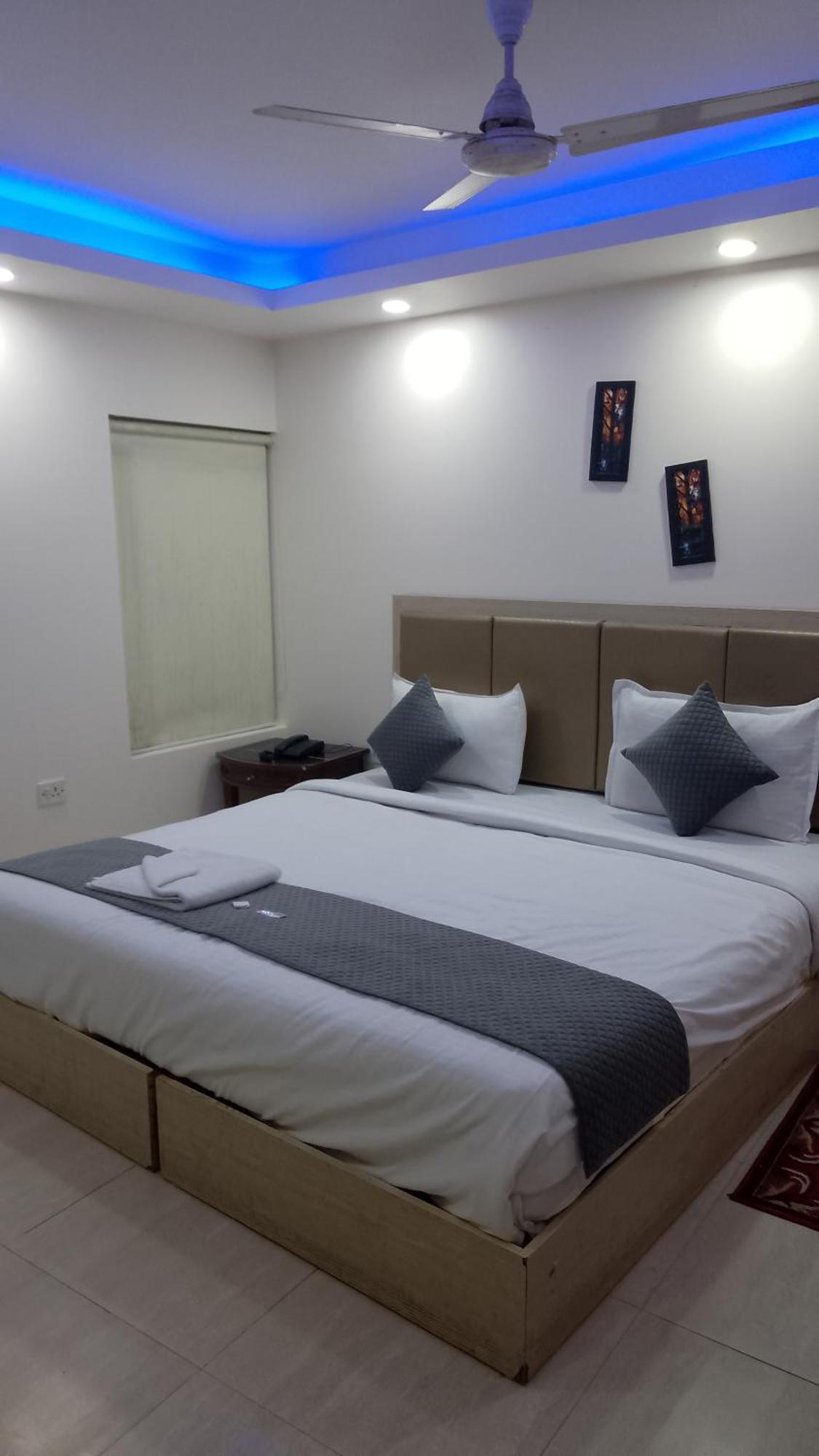 Airport Hotel Mahal Nowe Delhi Zewnętrze zdjęcie