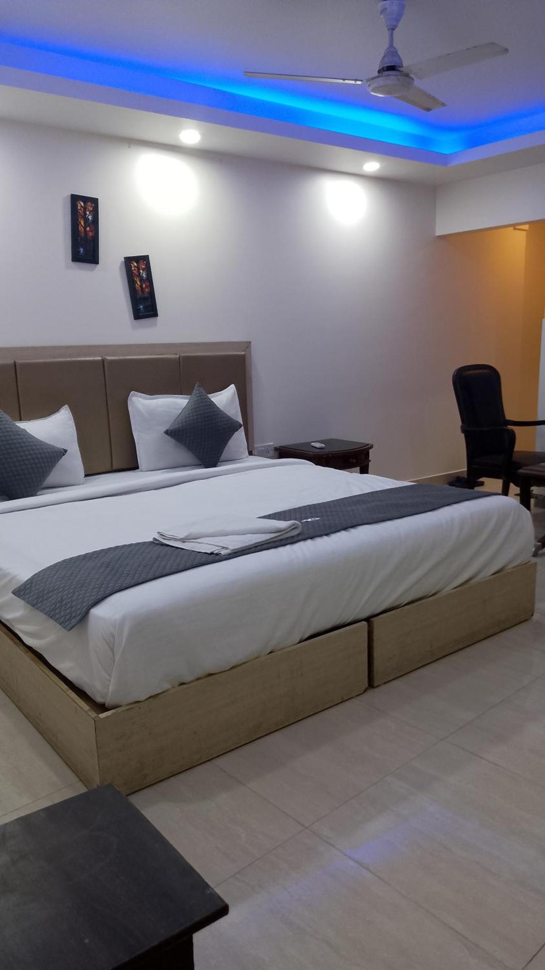 Airport Hotel Mahal Nowe Delhi Zewnętrze zdjęcie
