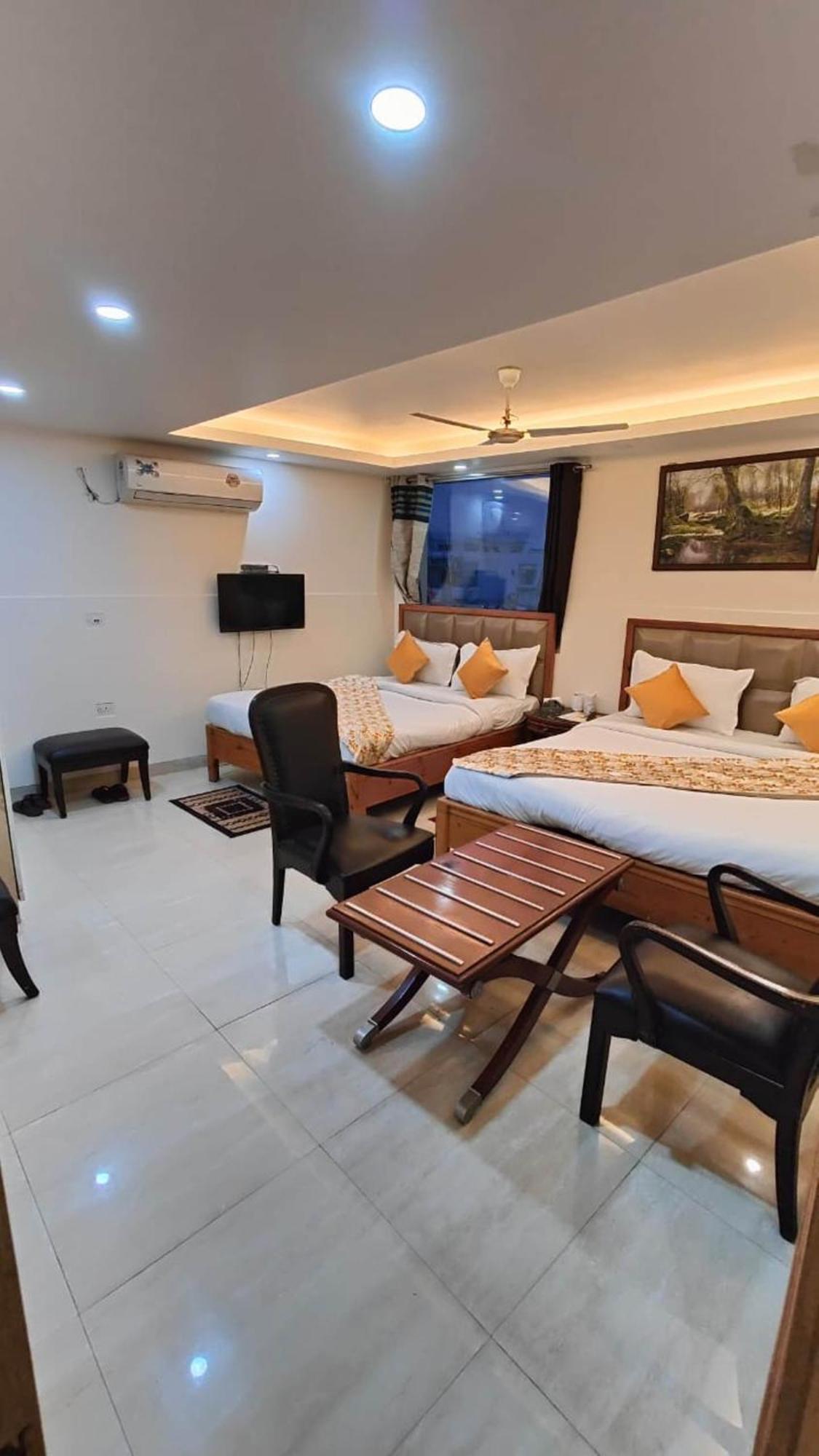 Airport Hotel Mahal Nowe Delhi Zewnętrze zdjęcie