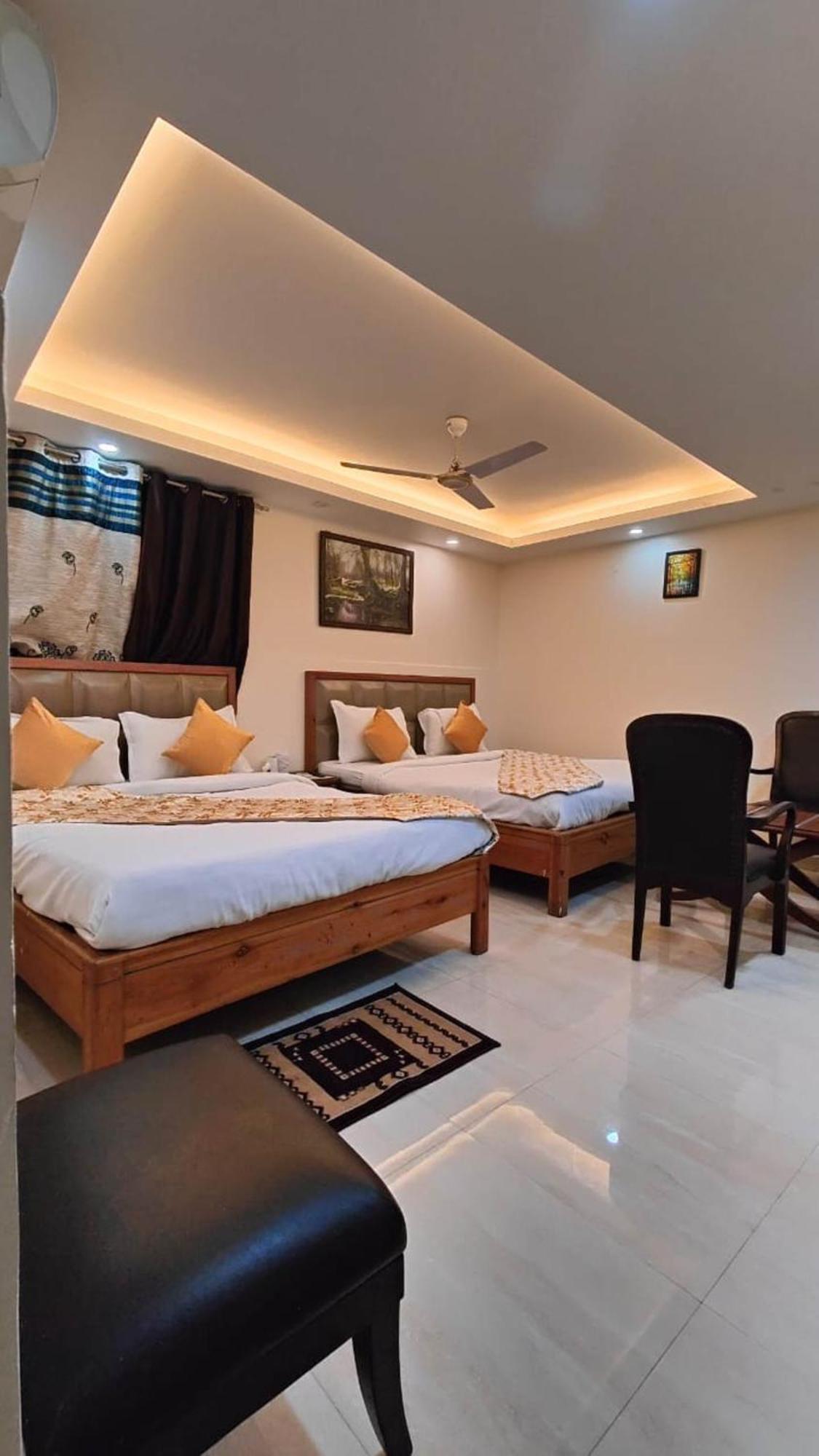 Airport Hotel Mahal Nowe Delhi Zewnętrze zdjęcie