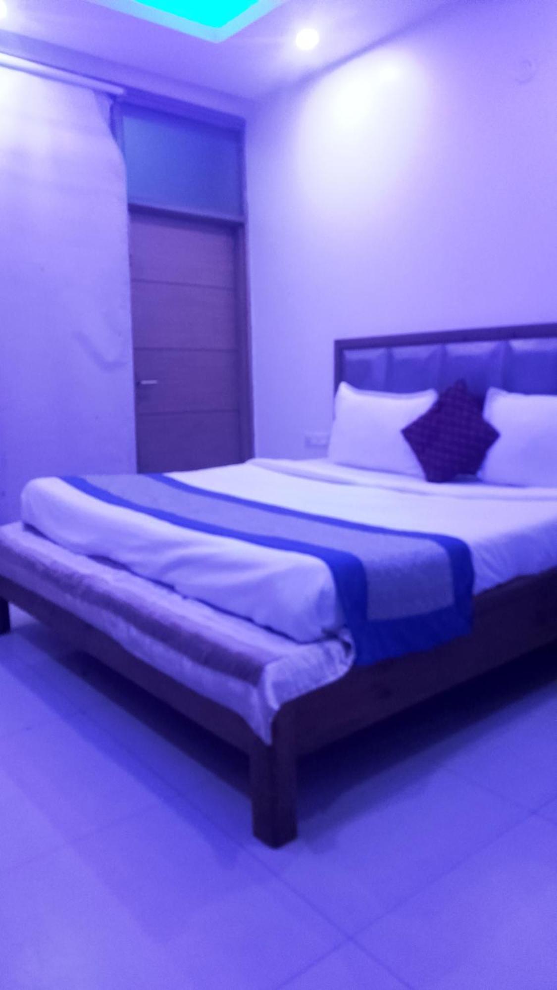 Airport Hotel Mahal Nowe Delhi Zewnętrze zdjęcie
